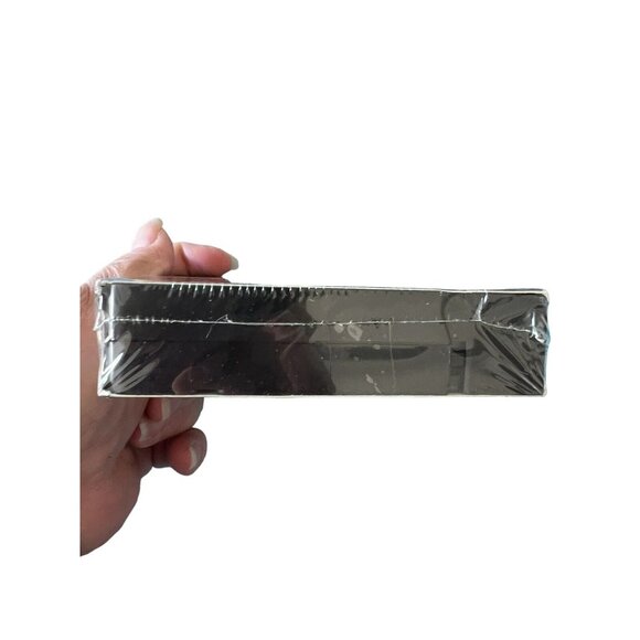 Far and Away (VHS, 1992) Tom Cruise Nicole Kidman - Picture 4 of 5